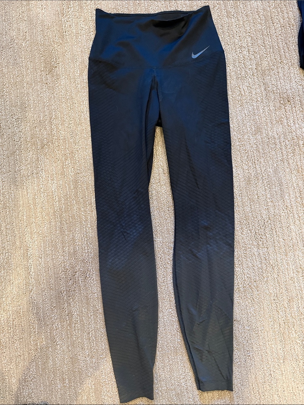 Nike Black Textured High-Rise Leggings